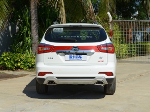 比亚迪汽车2015款比亚迪S7